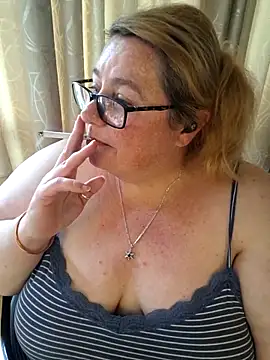 Iceprincess2bad4u: απευθείας συνομιλία ΧΧΧ