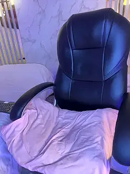 Catalinaa01's Live XXX Chat