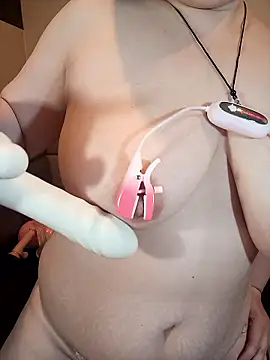 Czat XXX na żywo – Nanami888