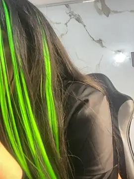 دردشة IsaDiiaz الجنسية المباشرة