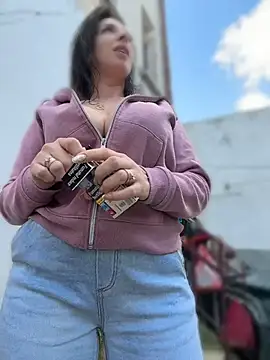 Živý XXX chat Almmaxxxx