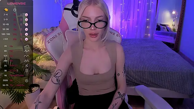 Chat XXX Live AnyaTaylor_