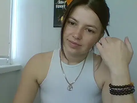 Naughty_Nata élő XXX-chatje