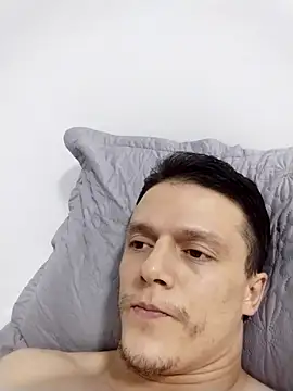 Show de RAFAELQUINTEROSCAVALHEI na webcam