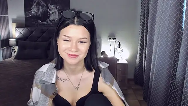 Онлайн чат XXX SaraBrownie