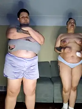 XXX chat uživo modela honeeyyy_pot