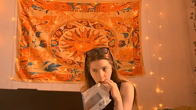 Chatroom XXX en direct de AliceCUNTach