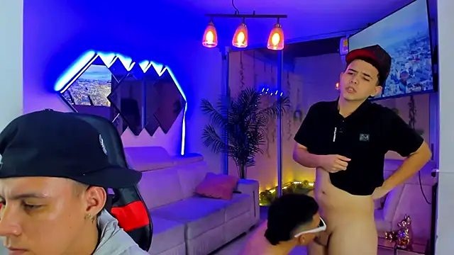 دردشة Houseofwarrios الجنسية المباشرة