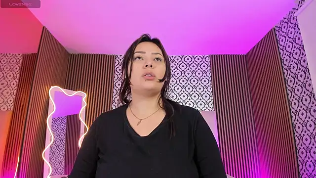 damii_tay1 élő XXX-chatje