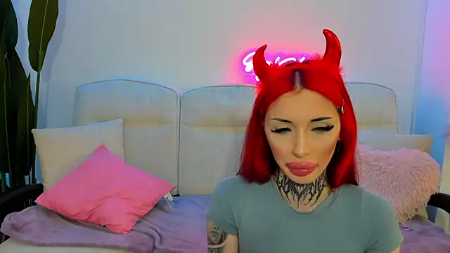 XXX chat uživo modela Cassy-Foxy