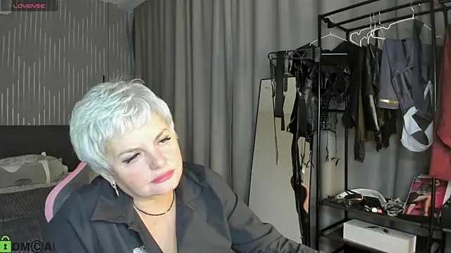 Chatroom XXX en direct de Linda_Zef1r