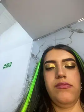 IsaDiiaz: απευθείας συνομιλία ΧΧΧ