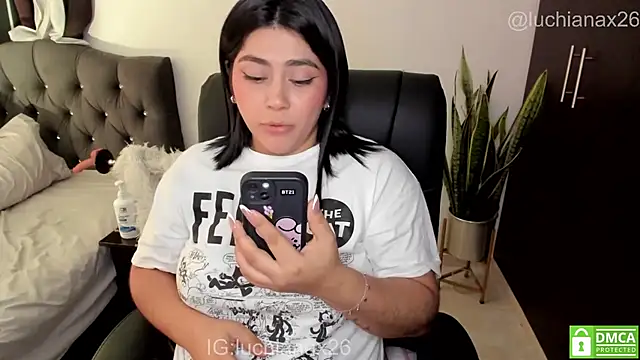 lucy26_'s Live XXX Chat