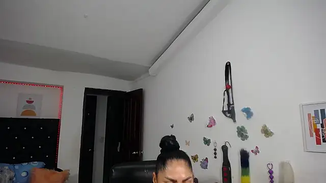 mature_bigboobs10 élő XXX-chatje