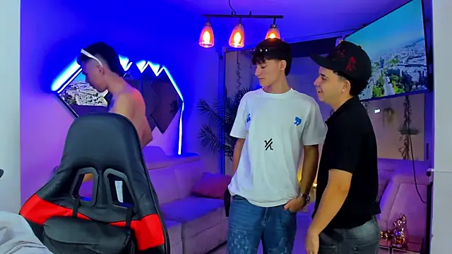 Houseofwarriosn Webbikameraesitys