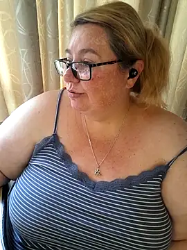 Iceprincess2bad4u live XXX chat