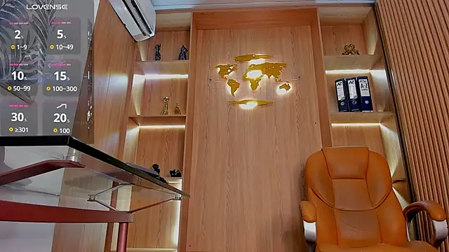 Pokazy przed kamerką – George_Diesell