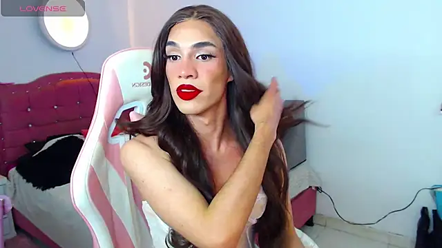 camila_hootie Pertunjukan Webcam