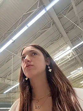 DollyTall Chat XXX in diretta