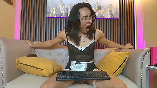 Elisasue webkamerás műsora