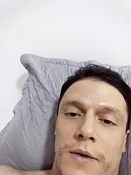 Show de RAFAELQUINTEROSCAVALHEI na webcam