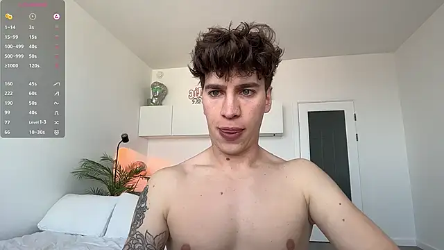 Show modela Evan__White_ na web-kameri