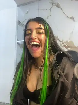 Chat XXX en directo de IsaDiiaz