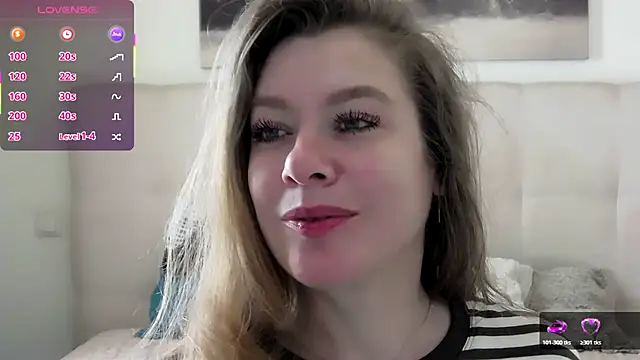 XXX chat uživo modela PetersEmily