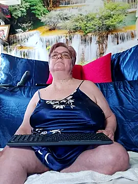 QueenPammy1 Live XXX-Chat