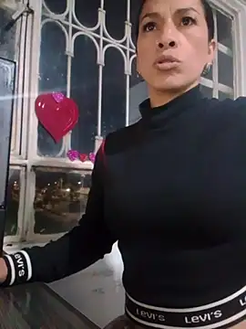 Chat XXX en directo de aliaandadara