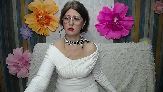 RoseHille's Live XXX Chat