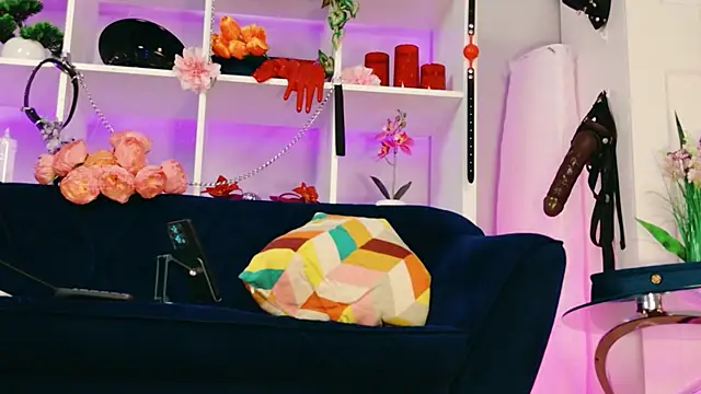 Chat XXX en directo de Ella__Kross