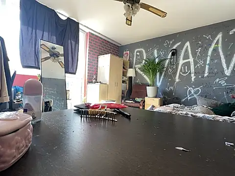 Živý XXX chat EmmaLyrica