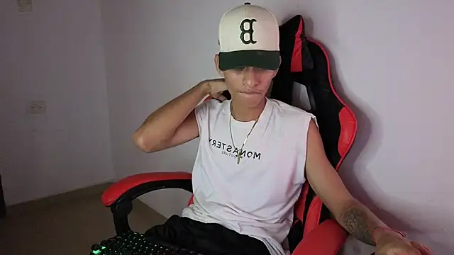 sung_yol Adlı Modelin Canlı XXX Sohbeti