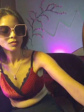 Pokazy przed kamerką – Ivy_the_goddess