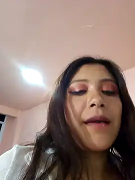 -TheCatCrazy-'s Live XXX Chat