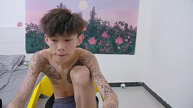 Pokazy przed kamerką – paofu-001