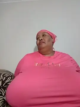 nancy111 élő XXX-chatje