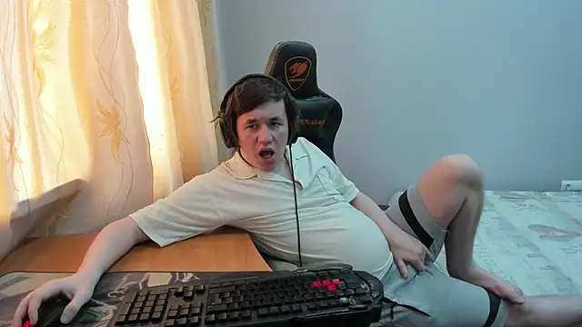 Show modela iliaskrislove na web-kameri