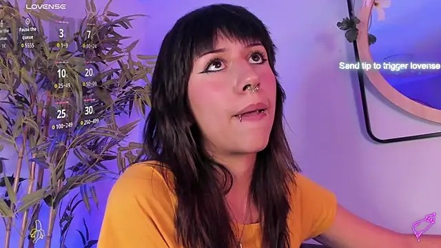 XXX chat uživo modela itsmroom_