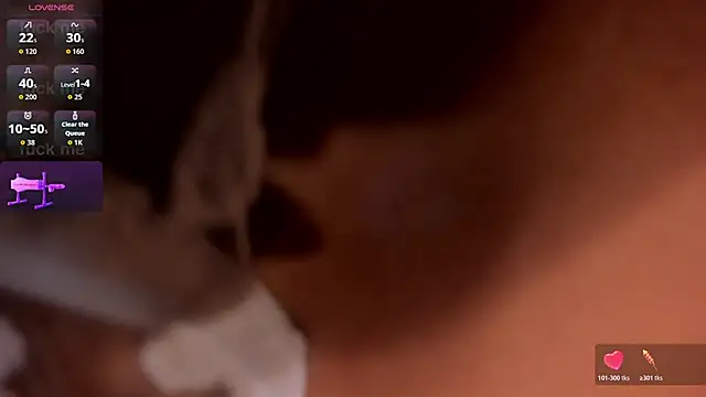 XXX chat uživo modela KayraLanne