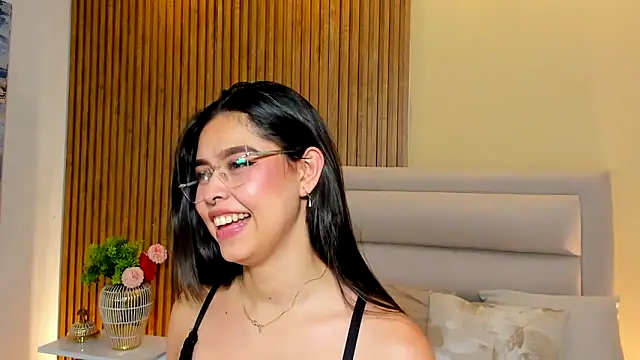 XXX chat uživo modela CristalMayson