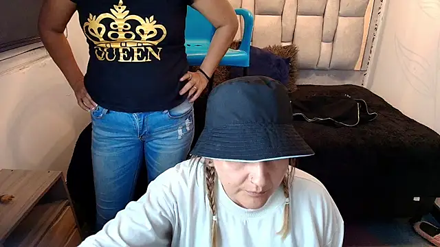 Živý XXX chat Keyla_Brunette_