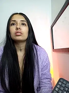 Chatroom XXX en direct de Sofia_888