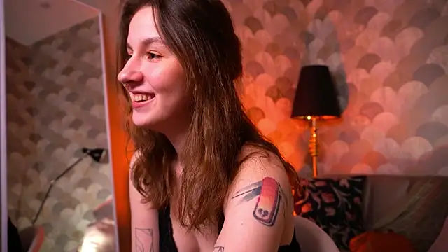 Frantease লাইভ XXX চ্যাট