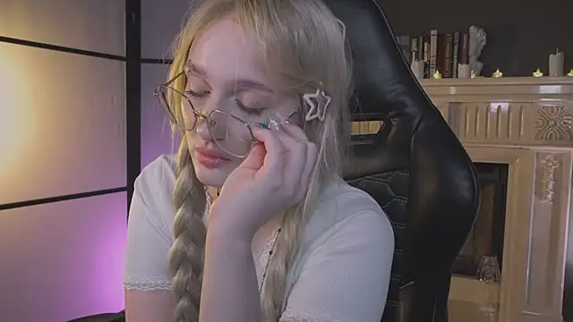 ELLIEJAYのライブXXXチャット