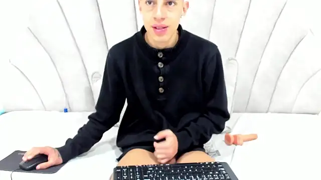 Chat XXX en directo de thiago19s