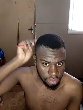 Show modela celazimnike062127 na web-kameri