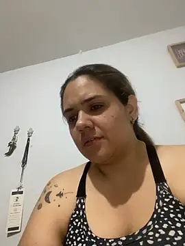 LoreinnFox élő XXX-chatje