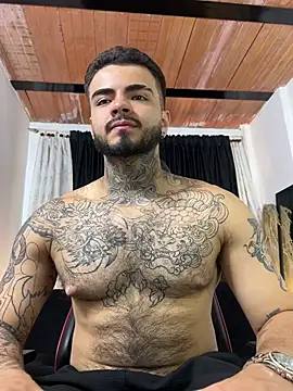 Chat XXX en directo de Benjii_Carter1